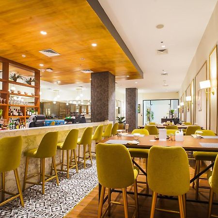 Summit Hotel Naga Zewnętrze zdjęcie