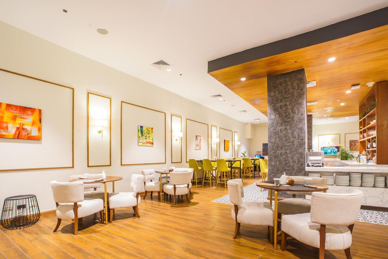 Summit Hotel Naga Zewnętrze zdjęcie